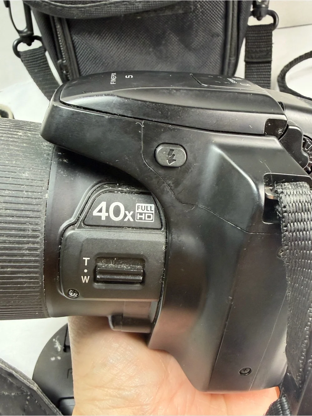 Fujifilm Finepix S8200 Digital Camera, Strap, & Case Not Working Display Or Part